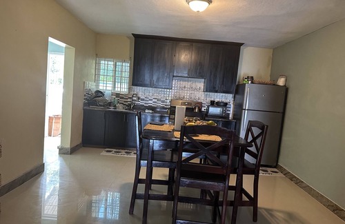 Whitehouse Apartamento | Marvette s luxury two bedrooms villa