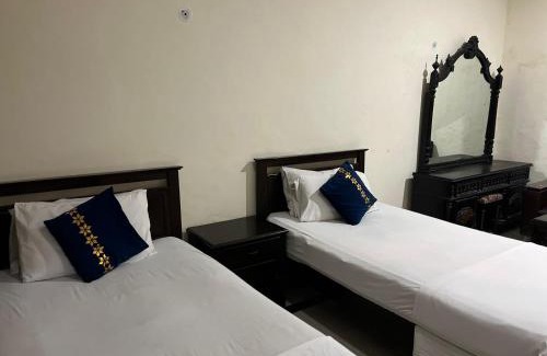 F-7 Sector Casa | Marvi Guest House