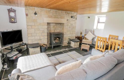 Naran Casa | Mary Kate's Cottage