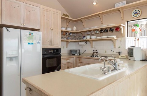 Bodega Bay Casa | Mary's Place - Great family home, beautiful views of Bodega Head.