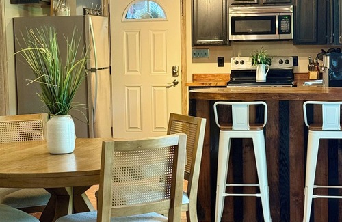 Meadow Bridge Casa | Mary’s Place- New River Gorge National Park and Preserve Rest, Relax, Rejuvenate