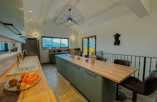 Saint-Romain-en-Viennois Casa | MAS 5* SPA SAINT QUENIN-26PEOPLE-AIR-CONDITIONING-HEATED POOL-JACUZZI-SAUNA