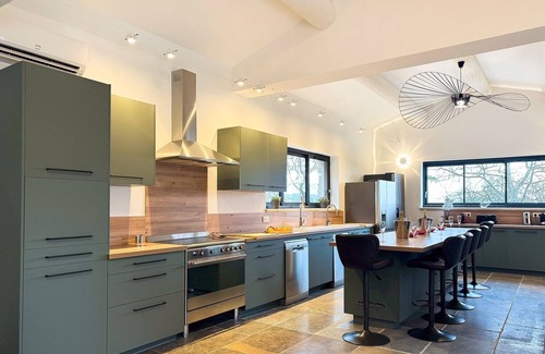 Saint-Romain-en-Viennois Casa | MAS 5* SPA SAINT QUENIN-26PEOPLE-AIR-CONDITIONING-HEATED POOL-JACUZZI-SAUNA