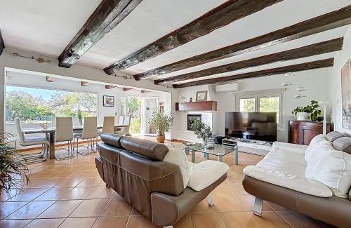 Saintes-Maries-de-la-Mer Casa | Mas authentique pour 8 personnes, piscine et jardin fleuri - FR-1-475-229