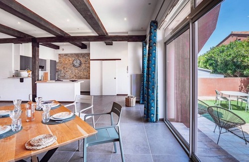 Claira Casa | Mas de caractère, au cœur des vignes et à 10 min des plages