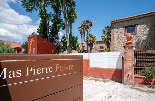 Claira Casa | Mas de caractère, au cœur des vignes et à 10 min des plages
