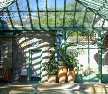 Saint-Antonin Noble Val Casa | Mas des Sylves - Piscine intérieure chauffée - Parc de 100 hectares