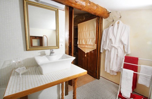 Grane Otro | Mas DISTAISE, 5 bedrooms, 4 bathrooms, pool, billiards. Vacations with family and friends