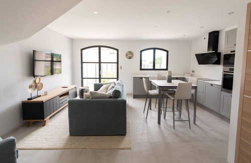 Salon-de-Provence Otro | Mas en Provence Avec Piscine un Havre de Paix Pour se Ressourcer