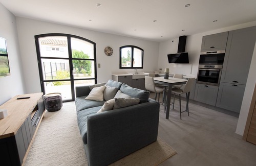 Salon-de-Provence Otro | Mas en Provence Avec Piscine un Havre de Paix Pour se Ressourcer