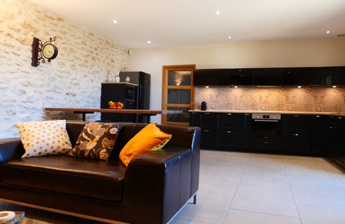 Valreas Casa | Mas Ferme Montplaisir 4* "vineyard side
