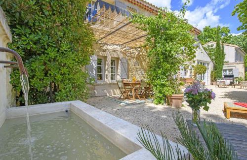 Paradou Casa | Mas La Thèbaïde