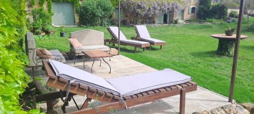 Mouries Casa | mas le devenson