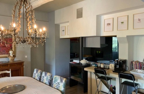 Entraigues-sur-la-Sorgue Cabaña | Domaine de la Dragonette-Gîte-Baño Privado