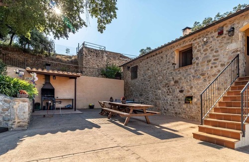 Brunyola Casa | Mas Roca – Casa rural en entorno único