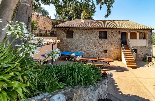 Brunyola Casa | Mas Roca – Casa rural en entorno único
