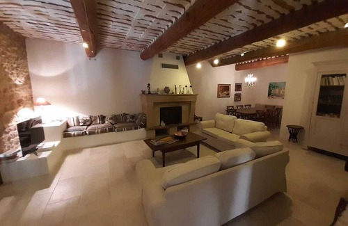 Althen-des-Paluds Otro | Mas with swimming pool, near Avignon, ideal for a family holiday.