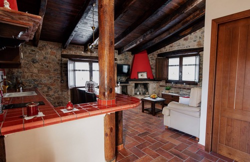 Bigues I Riells Cama Y Desayuno | Masia Can Viver - Olive oil tourism B&B