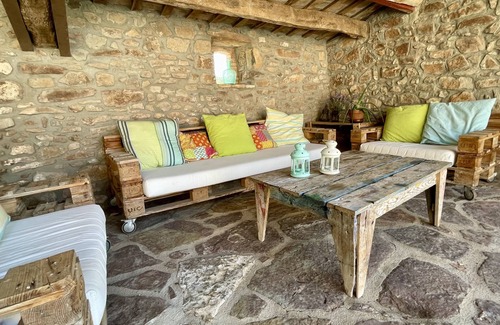 Santa Maria d'Olo Otro | Masia Torrités - 9 bedroom 1000 m2 holiday home with private pool