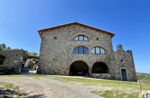 Santa Maria d'Olo Otro | Masia Torrités - 9 bedroom 1000 m2 holiday home with private pool