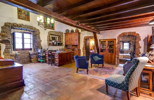 Mont-Ras Cabaña | Masia urbana en la Costa Brava