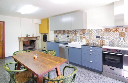 Bescano Casa | Masia con piscina 20 personas