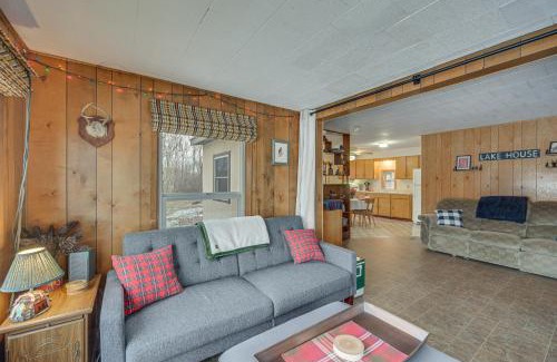 Mason Casa | Mason Cabin with Private Dock on Marengo Lake!