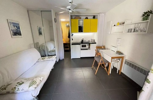 Tamaris Apartamento | Massada Residence - Swimming pool, seafront, large terrace.