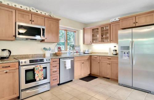McGaheysville Casa | Massanutten retreat- hiking, river, waterpark, resort