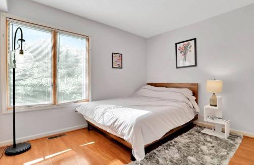 McGaheysville Casa | Massanutten retreat- hiking, river, waterpark, resort