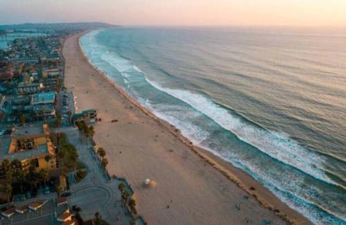 Serra Mesa Casa | Massive 5BR Resort Style Retreat with Heated Pool