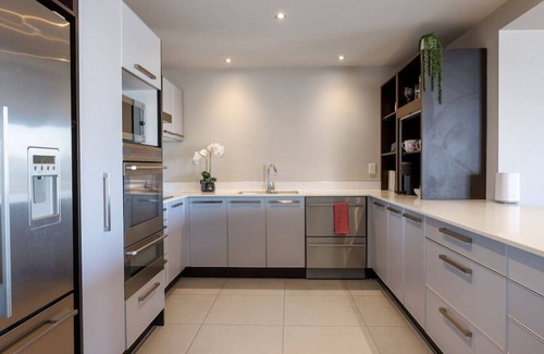Mount Maunganui Apartamento | Massive apartment with huge views!