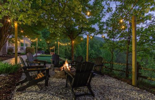 Weaverville Casa | Massive Asheville Compound A Memorable Experience