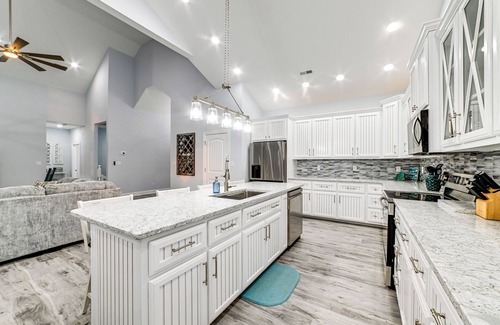 Waverly Casa | Massive Lake Views & Stunning Sunsets: Waverly Gem