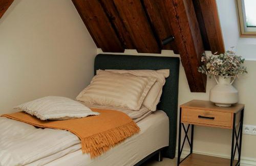 Pohja-Parnumaa Parish Casa | Massu kiviait