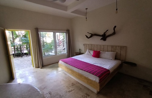 Downtown Hotel | Master Room on Quinta 10&12 A02