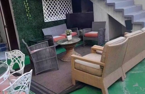 Madero Sur Apartamento | Master suite at Mansion residential area safe park