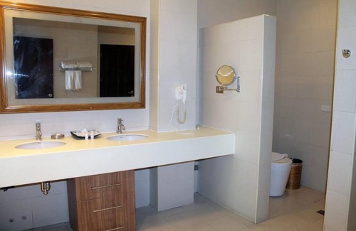 San Fernando Apartamento | Master Suite at World Class Resort