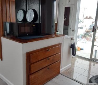 Mission Beach Casa | Master SUITE STEPS TO BAY & BEACH