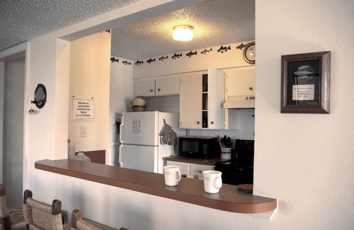 Matagorda Condominio | Matagord Dunes Town House 2 on Matagorda Beach with large pool