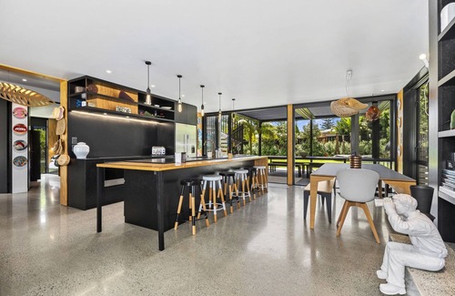 Matapouri Casa | Matapouri Art Escape - Matapouri Holiday Home