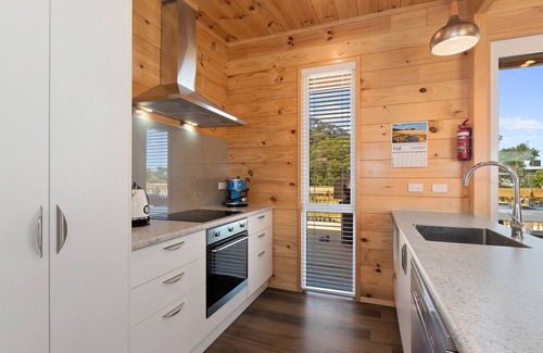 Matapouri Casa | Matapouri Bayside Retreat - Matapouri Holiday Home
