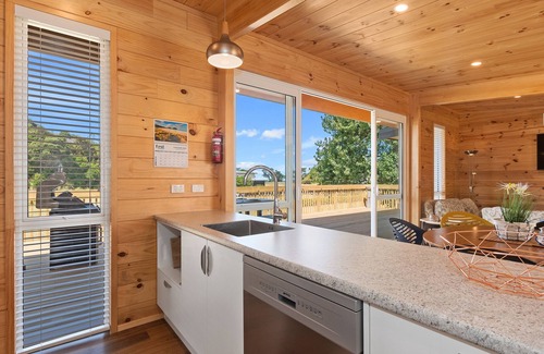 Matapouri Casa | Matapouri Bayside Retreat - Matapouri Holiday Home