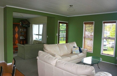 Matapouri Cabaña | Matapouri Cottage - Matapouri Holiday Home