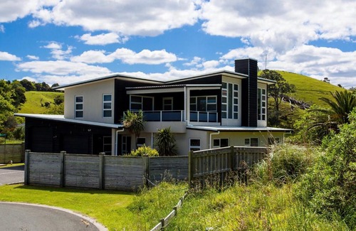 Matapouri Casa | Matapouri Dunes - Matapouri Holiday Home