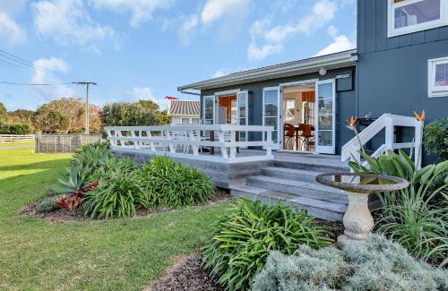 Matapouri Casa | Matapouri Magic - Matapouri Holiday Home