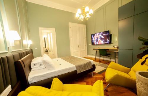 Cluj-Napoca City Centre Apartamento | Matei Corvin Deluxe Apartment