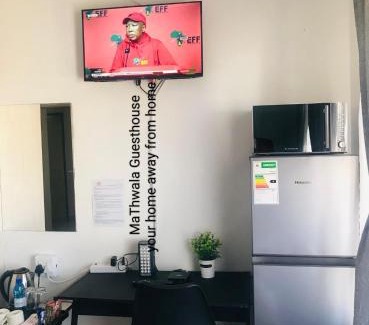 Emfuleni Casa | MaThwala guesthouse