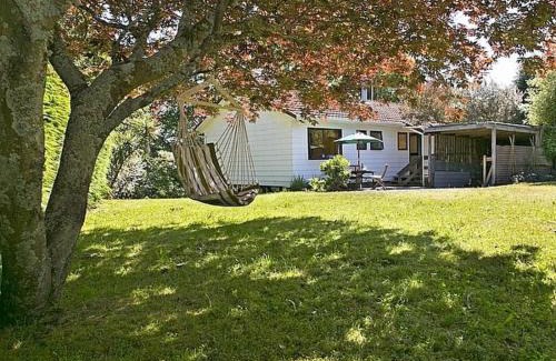 Two Mile Bay Casa | Matuku Hideaway - Taupo Holiday Home