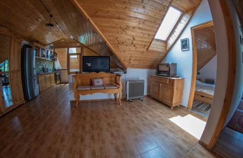 Ostoros Apartamento | Matyó Rózsa Vendèghàz